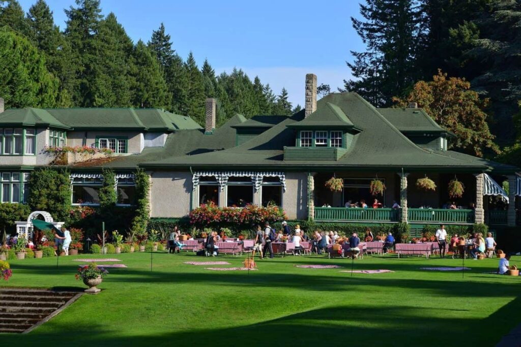 The Butchart Gardens The Dining Room Restaurant